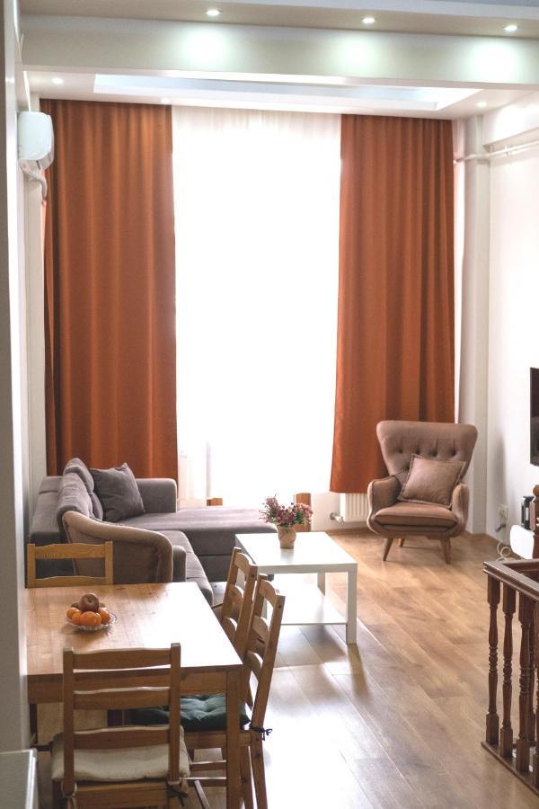 イスタンブールGarden Duplex With Netflix Close To Taksim,Bomontiアパートメント エクステリア 写真
